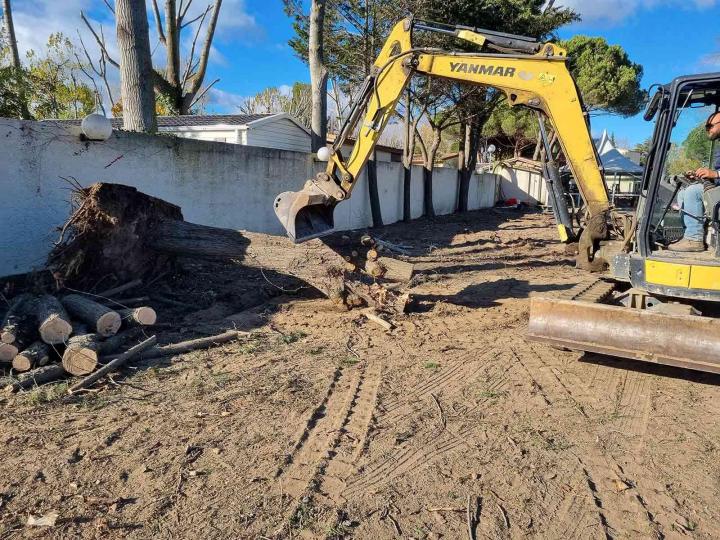 Louer des pelles avec chauffeur à Lunel